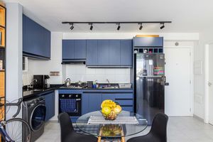 Image 9 - 899796