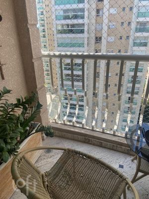 Image 8 - 899797