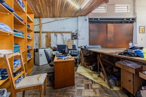 Image 13 - 899799