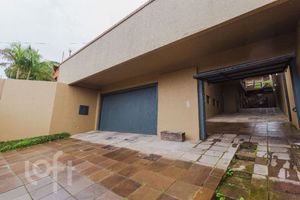 Image 52 - 899813