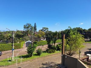 Image 62 - 899813