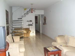Image 9 - 899821