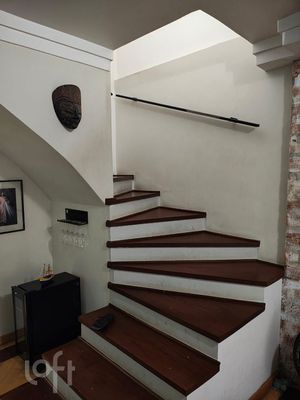 Image 11 - 899832