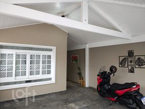 Image 32 - 899832