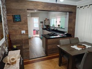 Image 4 - 899832