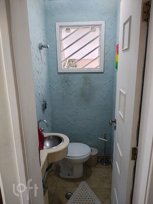 Image 19 - 899832