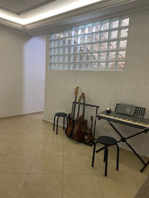 Image 21 - 899839