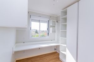 Image 9 - 899892