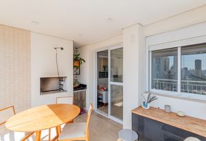 Image 3 - 899896