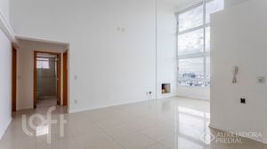 Image 1 - 899897