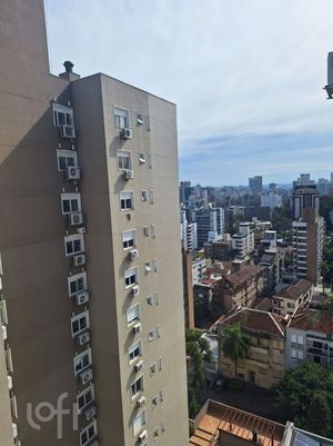 Image 17 - 899897