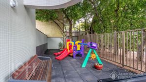 Image 30 - 899897