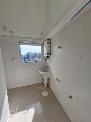 Image 9 - 899897