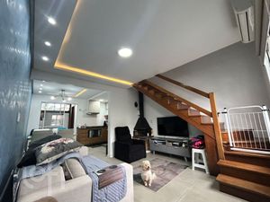 Image 19 - 899904