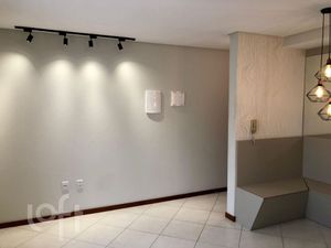 Image 7 - 899906