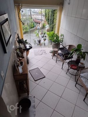 Image 1 - 899907