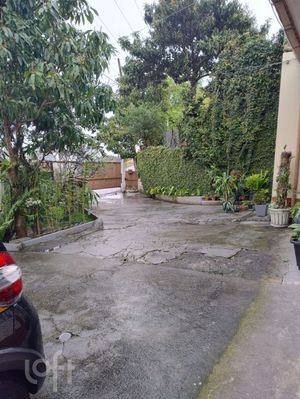 Image 6 - 899907