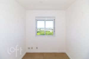Image 17 - 899918