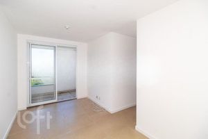 Image 34 - 899918