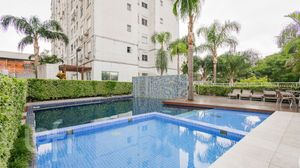 Image 17 - 899929