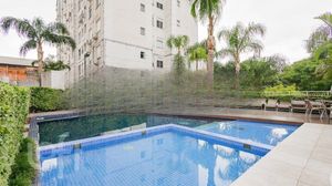 Image 16 - 899929