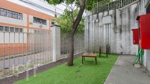 Image 19 - 899929
