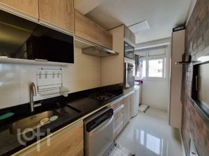 Image 6 - 899933