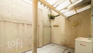Image 7 - 899942