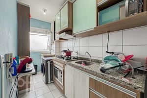 Image 7 - 899953