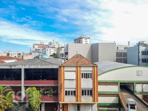 Image 3 - 899963
