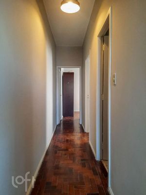 Image 8 - 899963