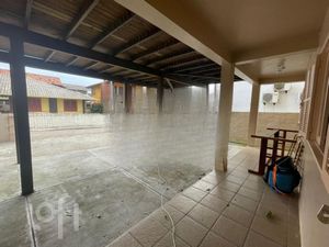 Image 17 - 899965