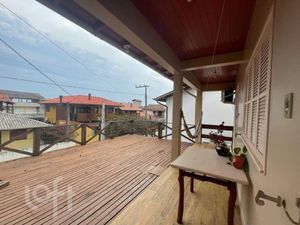 Image 6 - 899965