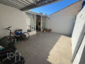 Image 9 - 899967