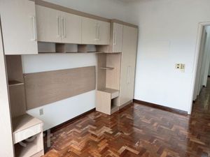 Image 9 - 899970