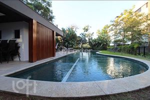 Image 1 - 899971