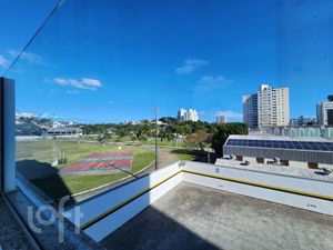 Image 34 - 899991