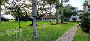 Image 7 - 899992