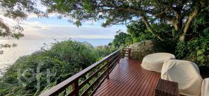 Image 6 - 899992