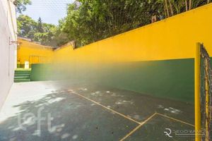 Image 7 - 899995