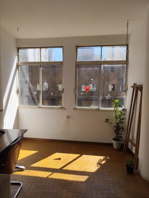 Image 14 - 900019