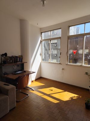 Image 13 - 900019