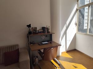 Image 10 - 900019