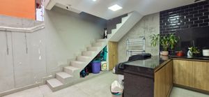Image 46 - 900024