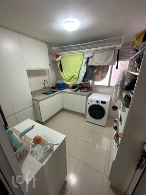 Image 6 - 900032