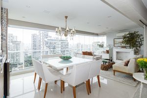 Image 3 - 900038