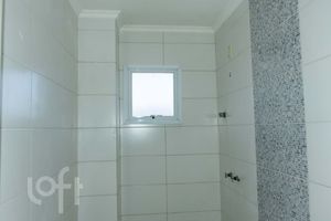 Image 6 - 900104
