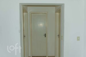 Image 5 - 900104