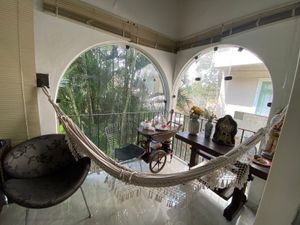 Image 9 - 900106