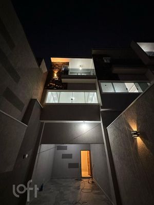 Image 12 - 900123